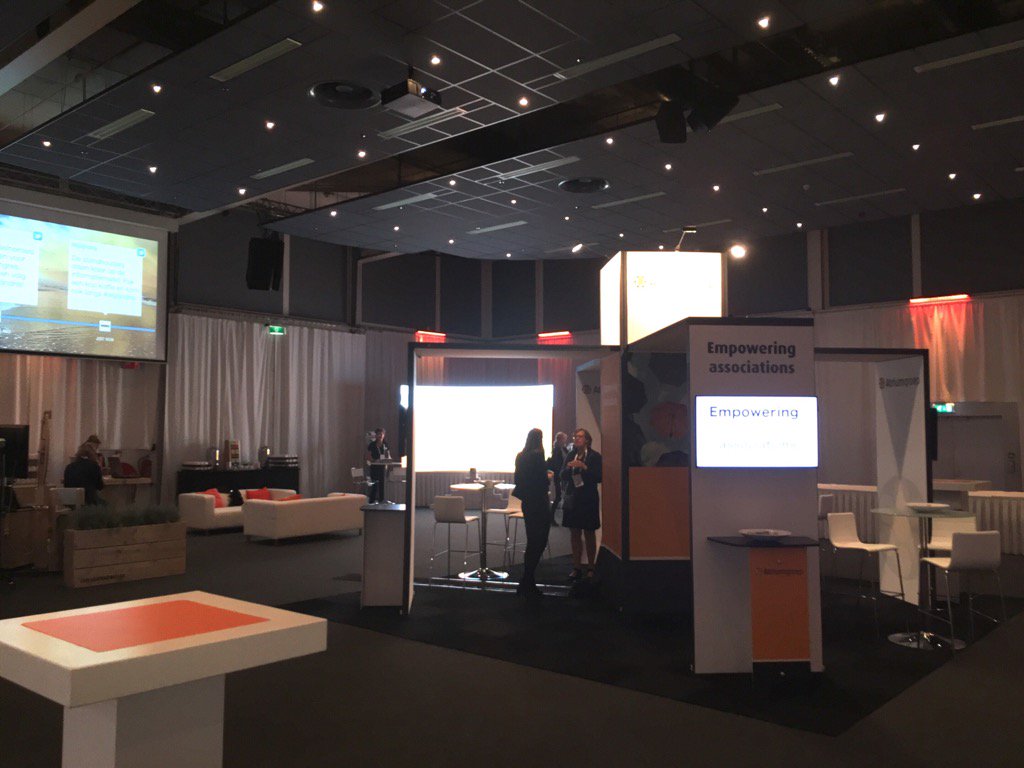 Wij zijn er klaar voor. Atrium Stand op DNA-congres ziet en super uit! #trots #wijzijndna