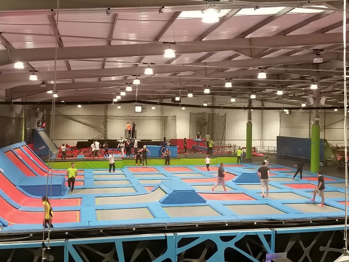 Williamrace4's tweet photo. @RushUK had so much fun this evening, just couldn't stop bouncing😆 https://t.co/BxR3gFDmHh