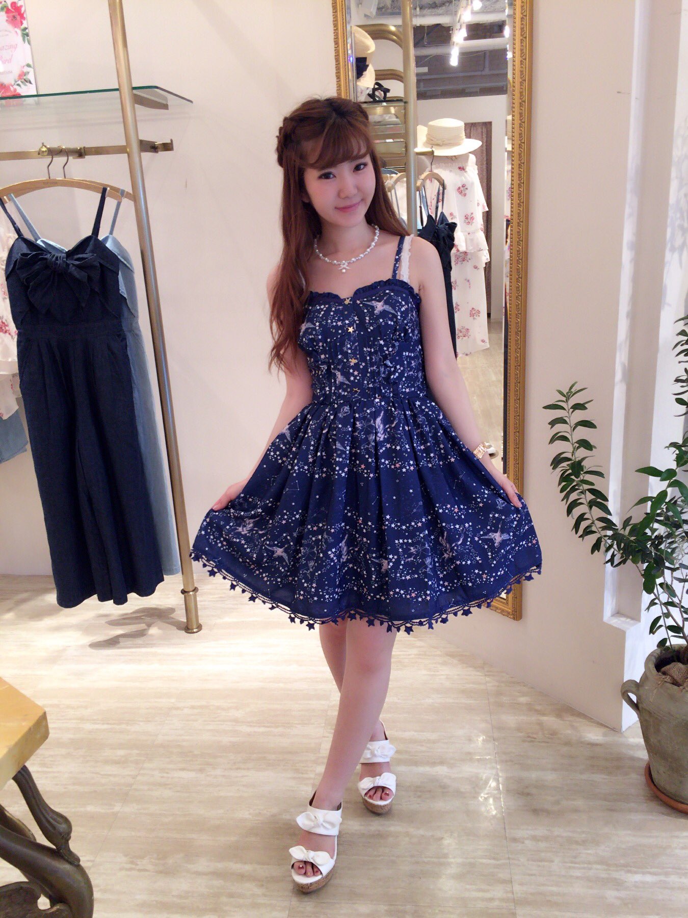 新品本物 星座柄ワンピース Lizlisa ミニワンピース Www Joysys At