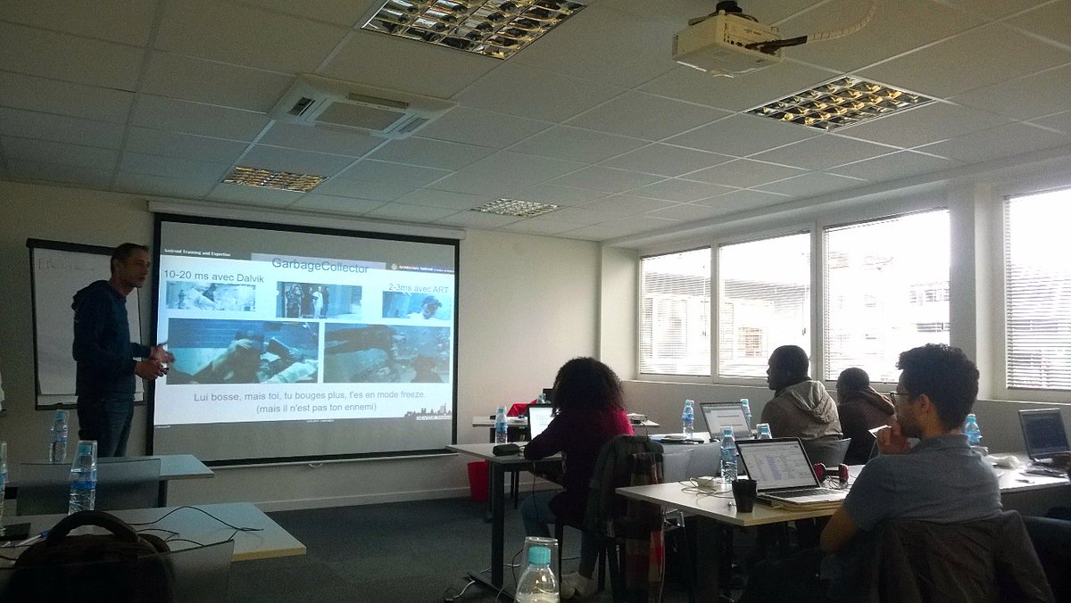 Kameliish's tweet photo. Architecture Android avec @android2ee ! #55h #OIF #FFIN @OIF_ffin https://t.co/pWoIRETvBu