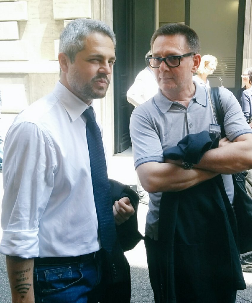 MichaelForni's tweet photo. Roma, 31.05.2016 #lamejoggiovventu di #socialcom16 @RudyBandiera e @PastaZalla esponenti del "condivide et impera"👍 https://t.co/d8dsMz5SL9