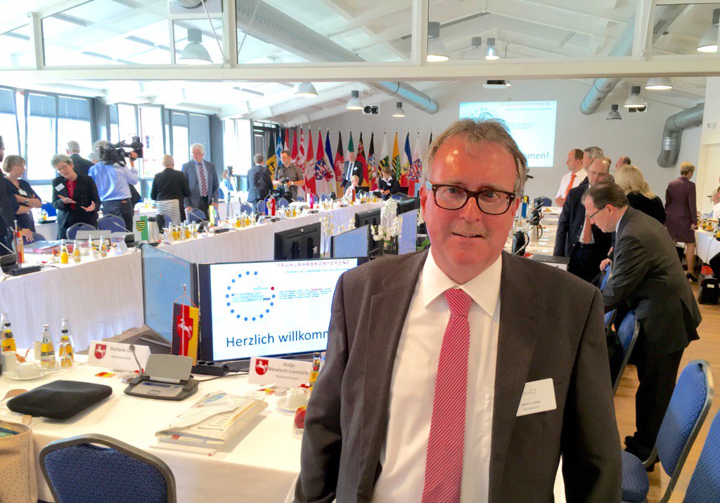 Micha_BILD's tweet photo. Schlappe für #Ludwig #Linke bei #Justizministerkonferenz: Kein Mindestlohn &amp; Rente für Häftlinge, Ersatzhaft bleibt https://t.co/vRNQLosbcZ