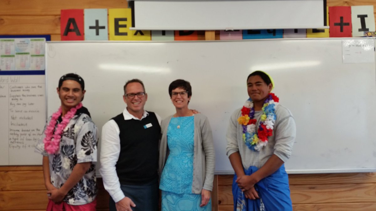 #edchatelim gotta love these guys #samoanlanguageweek #culturalday