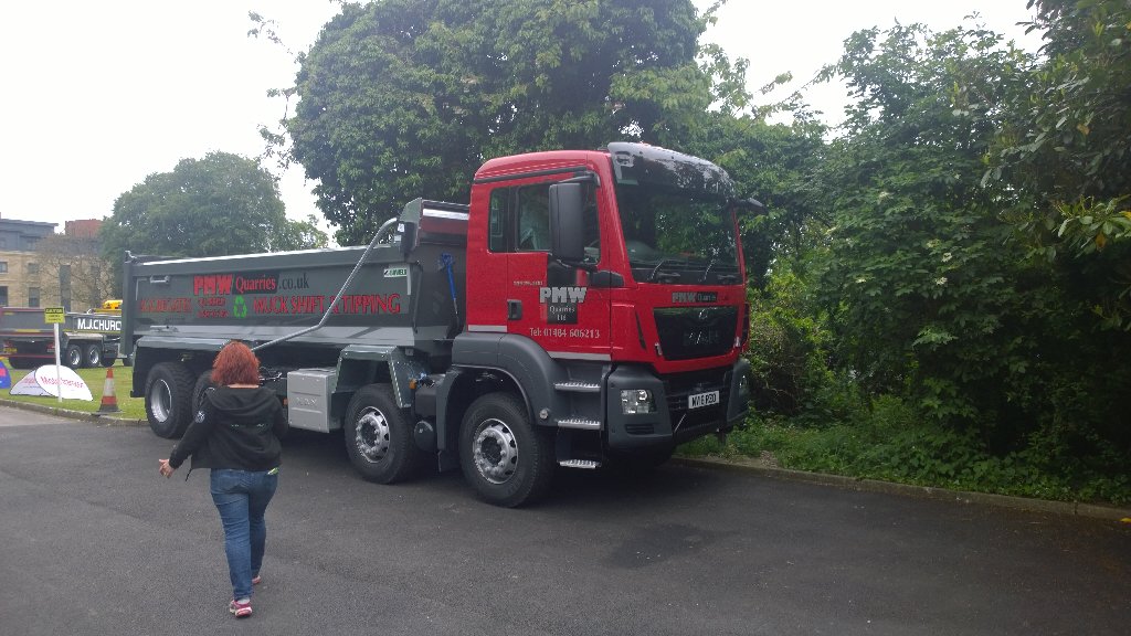 rtmevents's tweet photo. Where ever you look, around every corner there's trucks and trailers #tipex16 #tankex https://t.co/0xZnOi15PY