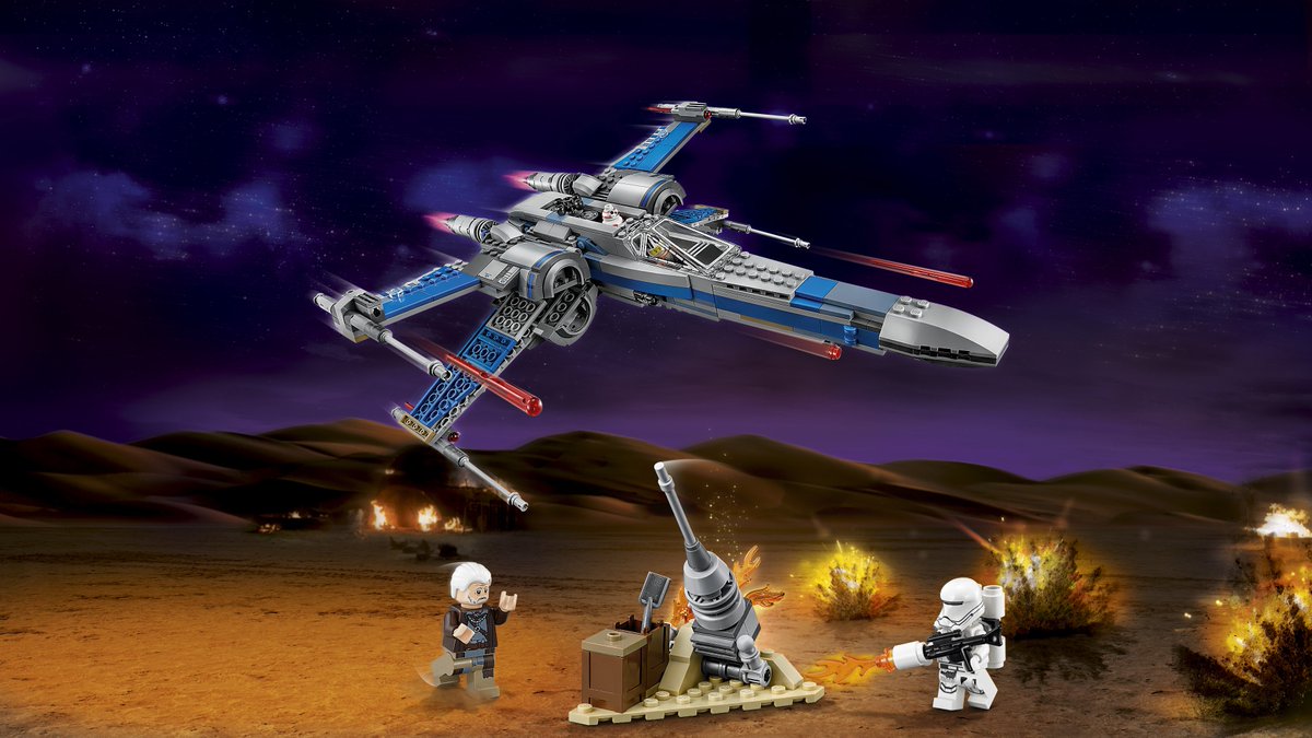 LEGO_Group's tweet image. From a long time ago in a galaxy far, far away… comes new #LEGOStarWars sets! @starwars bit.ly/NewLEGOStarWar…