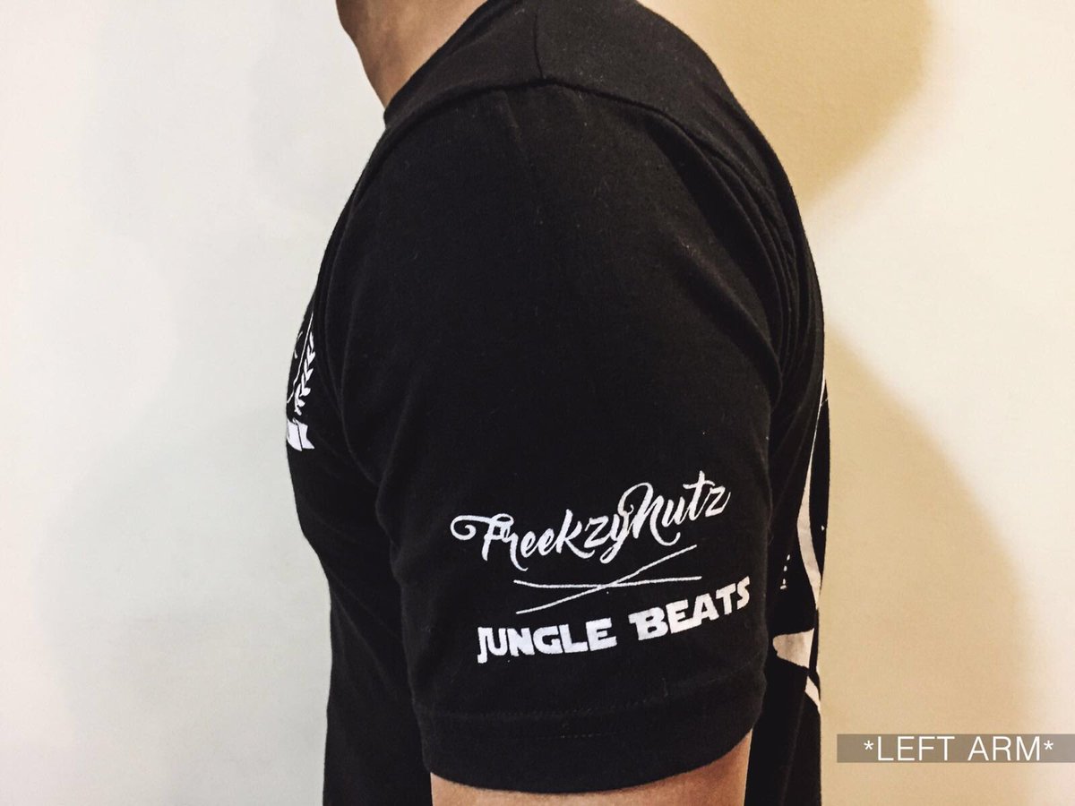 DzulGRanger's tweet photo. Hello everyone, do check out my crew tee, if you love it purchase it! Just follow the steps~ spread the loveπ #jbham https://t.co/zB5rDnadsS