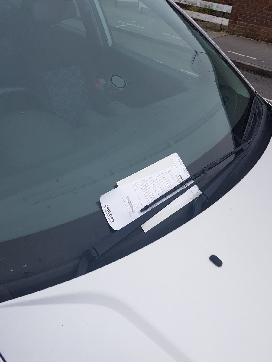 lianneopera's tweet photo. @CroydonCouncil here's some more!! We should have been notified with a leaflet through the door! https://t.co/taKcXzQyF7