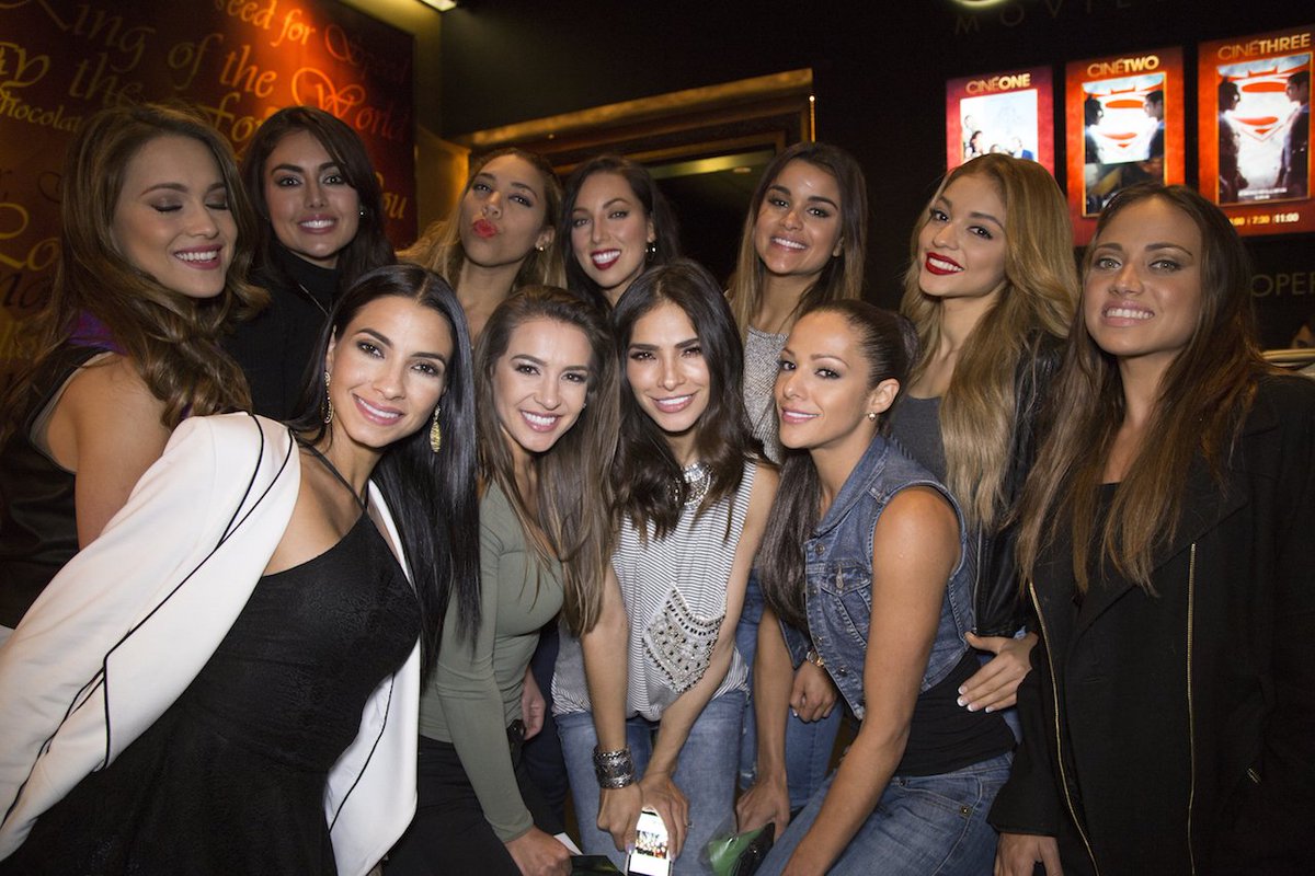 NuestraBelleza's tweet photo. #TBT to movie night! RT if you miss these girls. 😥 #NBLVIP https://t.co/ej6AHlIkLj
