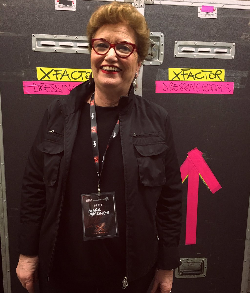 XFactor_Italia's tweet photo. Oggi la #XF10 SQUAD è al completo! 💖🤘 https://t.co/IuOJ8G6QON