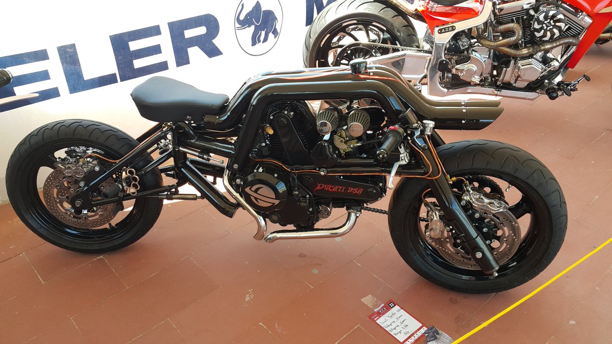 Showmaster_Neil's tweet image. #bikerfest 2016 winner - ducgp.com #custombike #custombikes #amdchamps