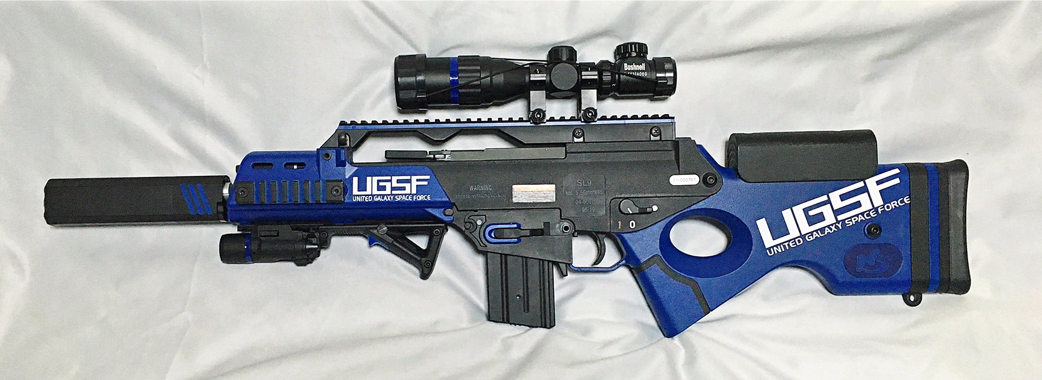 東風谷しんの ｱﾙ中 とびきりかっこいいアサルトライフルがでけた ﾟw Sl9c Ugsfの支給品 ニューコム製 って仮想設定 実銃にsl9cという種類はありません T Co Nry7u2nr0s Twitter