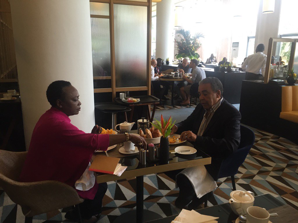 YvesBigot's tweet photo. Denise #Epote et Pedro #Pimenta réalisateur et directeur du @JoburgFilmFest au @discopafrica #abidjan https://t.co/xIZXIRTCrQ