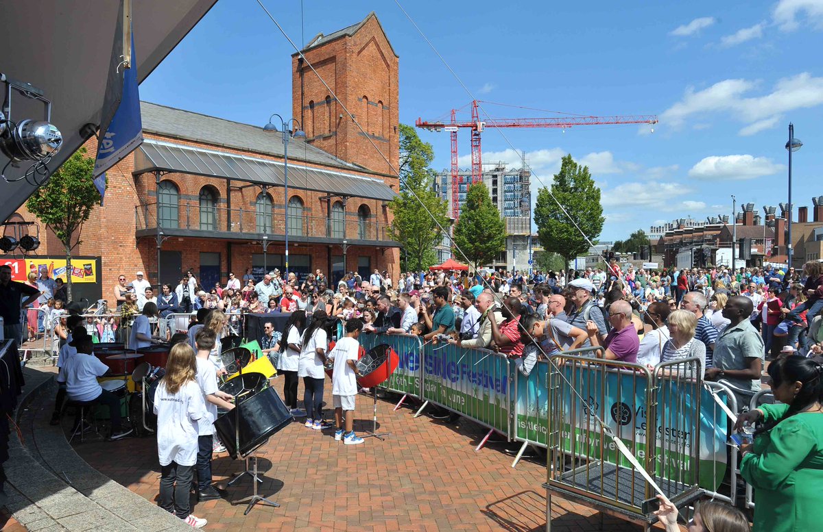 Leicester_News's tweet photo. #RiversideFestival returns to #Leicester on June 4/5 for two days of family fun! More here...https://t.co/FaFPCDBwA4 https://t.co/JwpnLwicNB