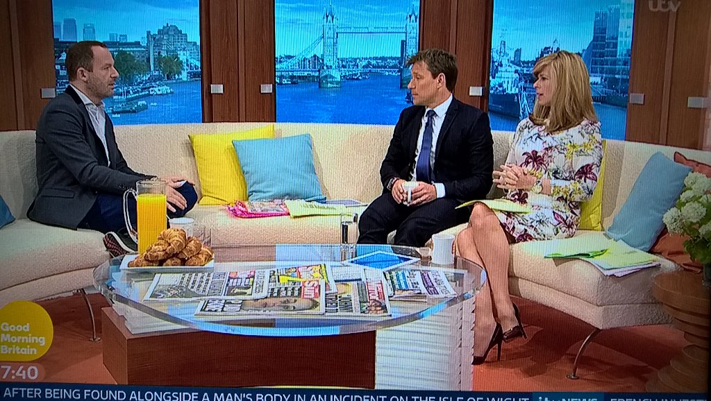 NYCIain's tweet photo. The stunningly beautiful @kategarraway on today's @GMB. (6/6) #Gorgeous #Leggy #Stunning #Beautiful #PresenterCrush https://t.co/f5hkvY520E
