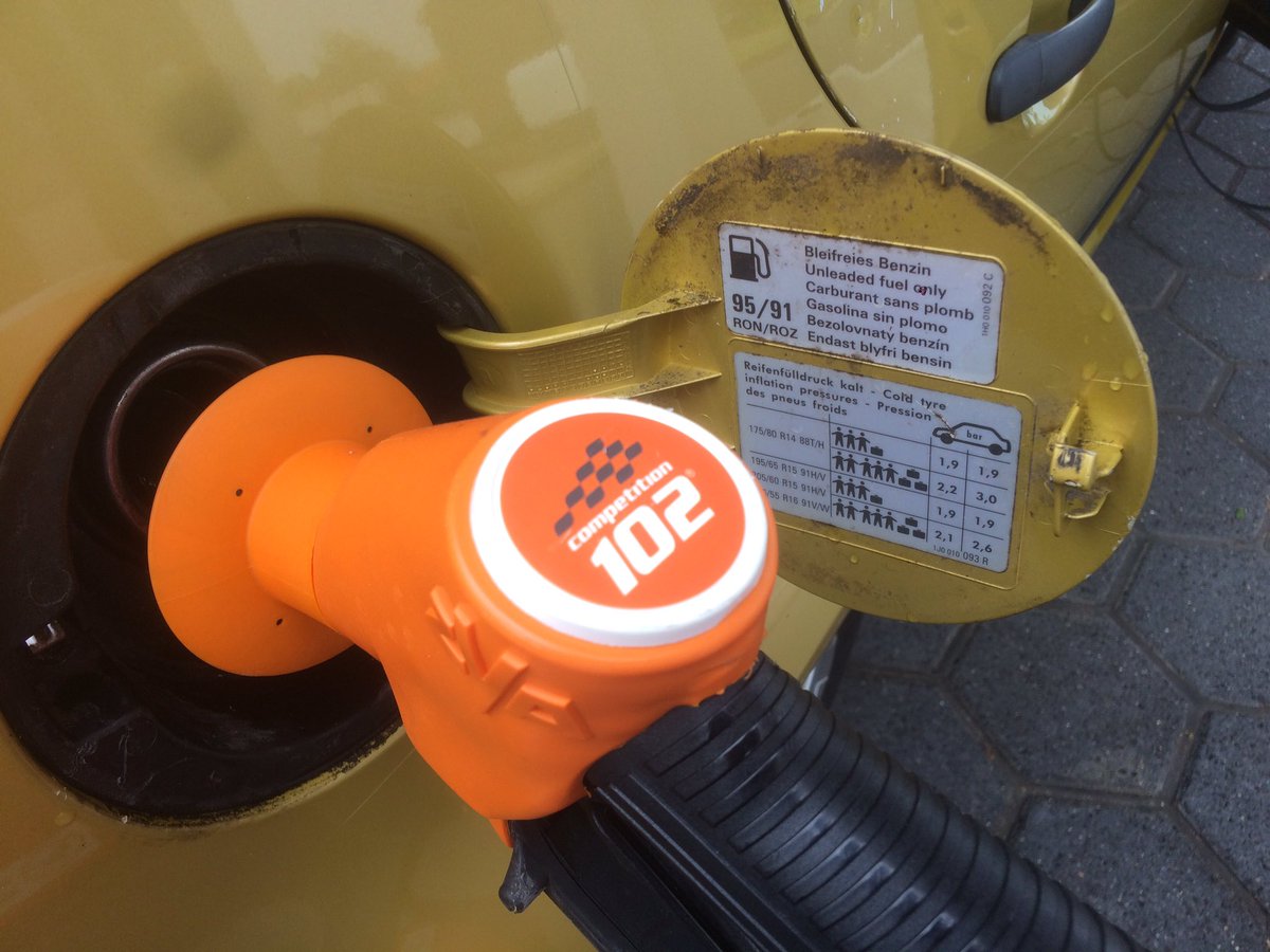 GGharbawy's tweet image. Eens kijken of we die ouwe op sterven na dood zijnde VW tot leven kunnen wekken! #Competition102 #Octaneboost