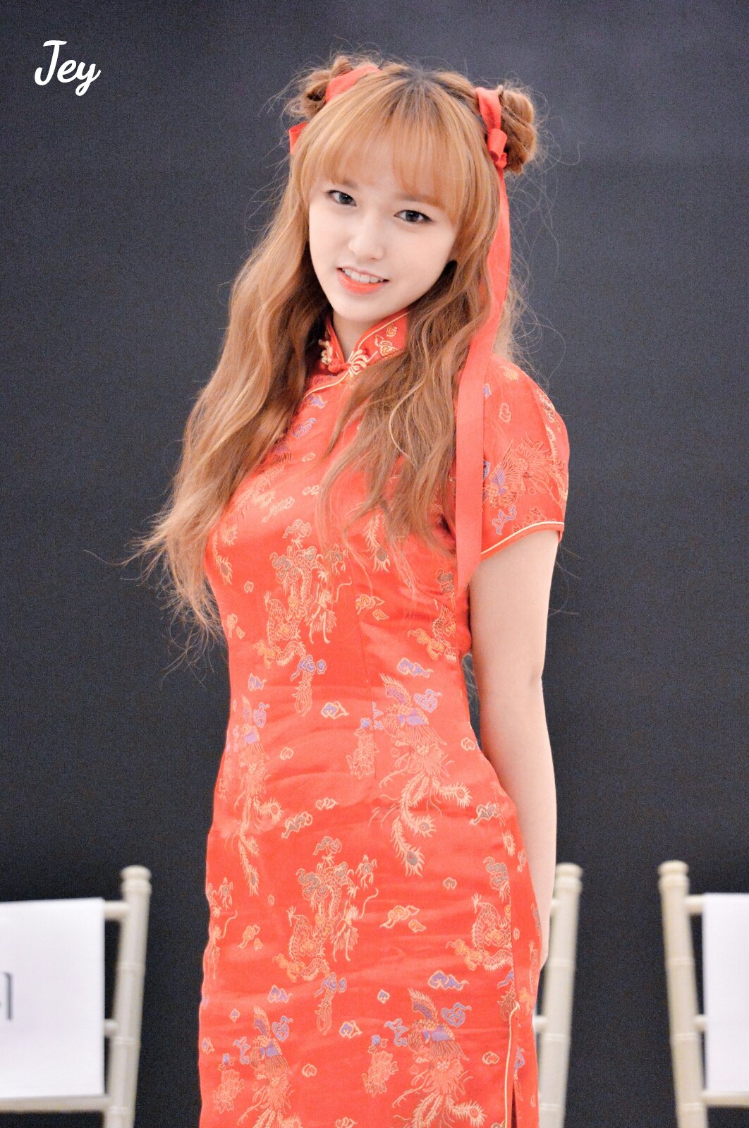 Cj8QrfBVAAAl5os.jpg:large