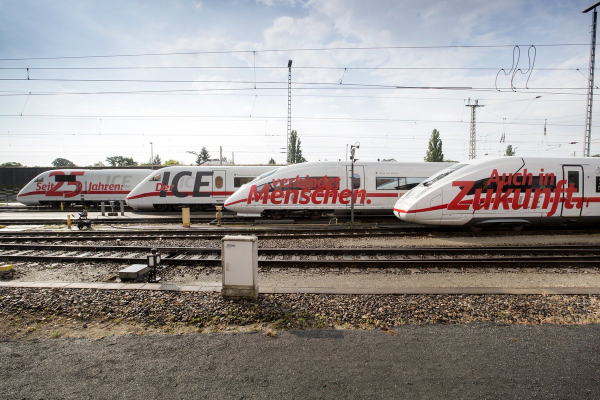Seit 25 Jahren: Der #ICE verbindet Menschen. Auch in Zukunft. #ICE25 #ZukunftBahn