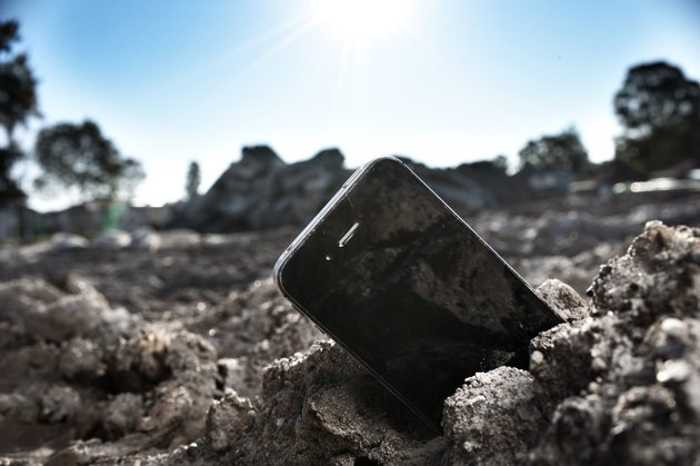 Well this is handy! Telefoon verloren? Gewoon even goochelen =
androidplanet.nl/nieuws/smartph…