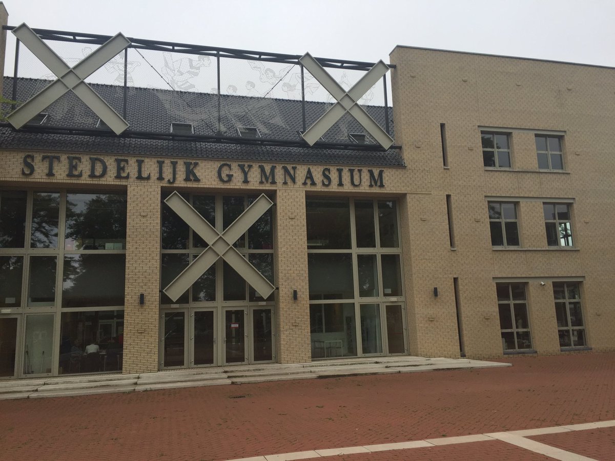 Fantastisch op terug te zijn op het oude nest <a href="/GymBreda/">Stedelijk Gym Breda</a> voor het Bredaas scholieren debat #breda