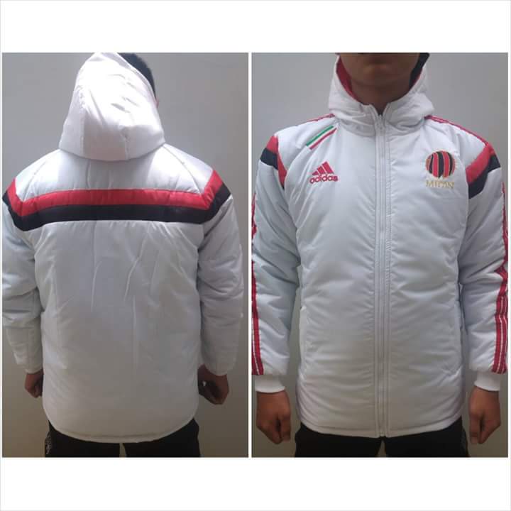 btxsoccerid's tweet photo. Waterproof White GO Casa Milan. 165rb (M) minat / More info 5CD08B5D / 081224128804 ( WA ) @RossoneriFreak #grazie https://t.co/LyjTF50HRn