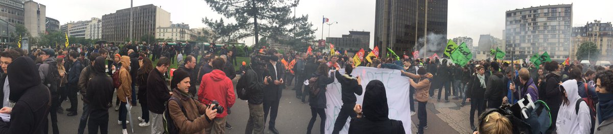 Now in #Paris #LoiTravail #protests #unionstrike @RT_com