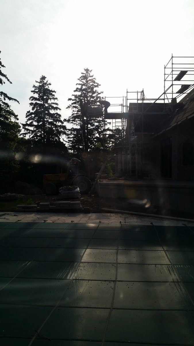 danschink1's tweet photo. Beautiful morning to raise a chimney #newhomes https://t.co/PEHJx8u8gv
