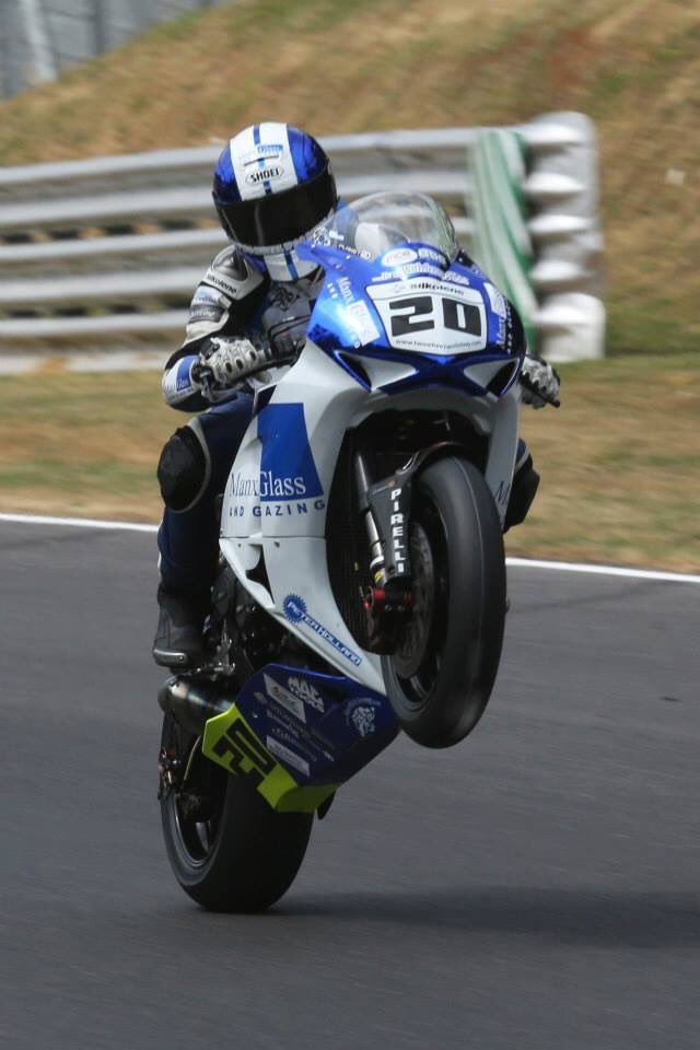 JennyTinmouth's tweet photo. #TBT @manxglass @gregjt1 #hondapower https://t.co/uQD9H83sAu