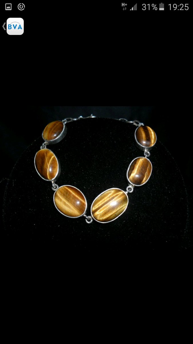 Ook mooie zilveren sieraden, ingelegd met half edelstenen te vinden in de veiling! 
m.bva-auctions.com/auction/lot/20…