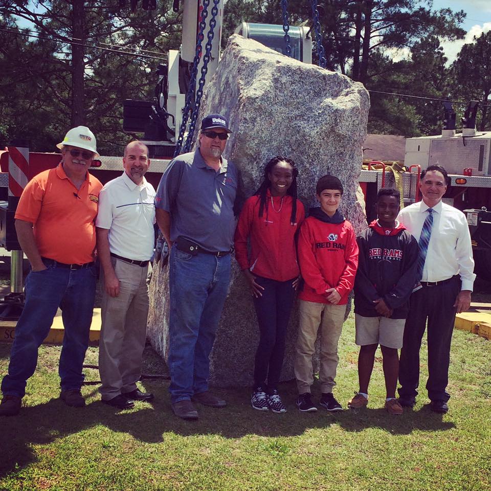rcsraiders's tweet photo. There's an exciting addition to #HamletMiddle, as #VulcanMaterials dropped off their new Message Rock yesterday! https://t.co/ZQXh3UryuJ