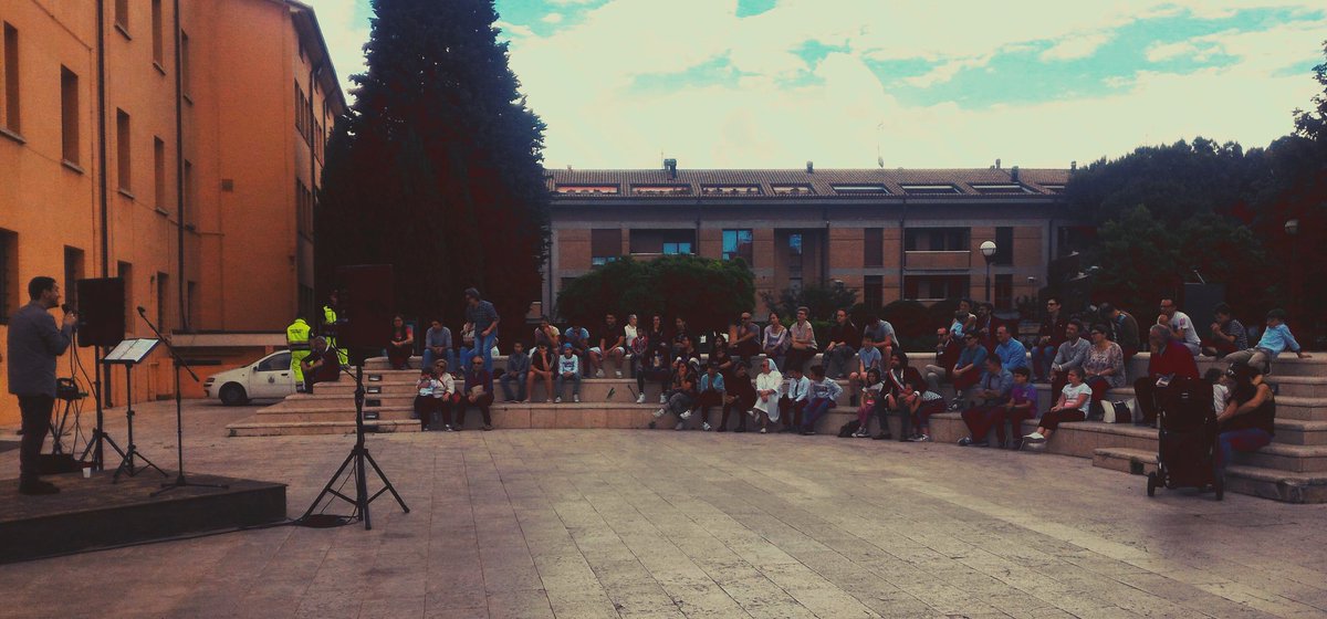 Filippo_Sindaco's tweet photo. Abbiamo festeggiato insieme la Festa della Repubblica; la Costituzione spiegata ai ragazzi da Lorenzo Bartolini. https://t.co/4qdwuCAjH7