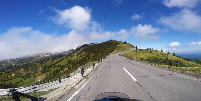 今日はVスト一旦さよならしてきたので次に乗れるのは多分本格的に夏になってから。一度バラバラにされて生まれ変わって返ってくる事でしょう。今年の夏はどんな冒険が待ってるんだろう。 