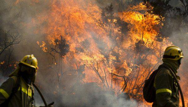 guardiacivil's tweet image. Con el verano el riesgo de incendio se multiplica por 100
Con tu ayuda 💪 se dividirá por 1000
☎112
#StopIncendios