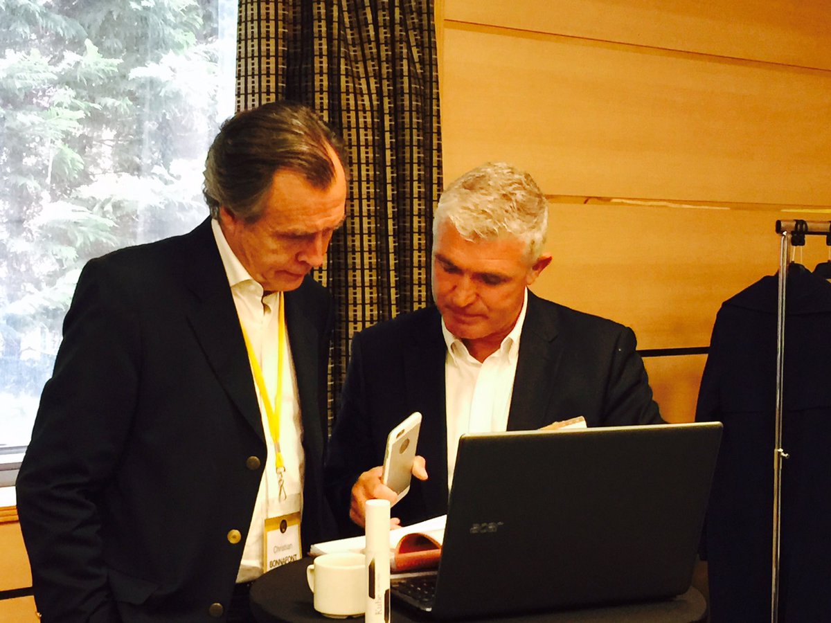 s_jezequel's tweet image. Demo live #IBMBPRoadshow de @ubidreams @chbonnafont #development #applications @KadriNajette @ajeanpierre