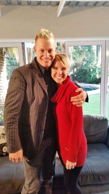 George_Meiring's tweet photo. Ek en @MandiDPB by die @JAM_kykNET opnames gister. https://t.co/cl75NyVWM9