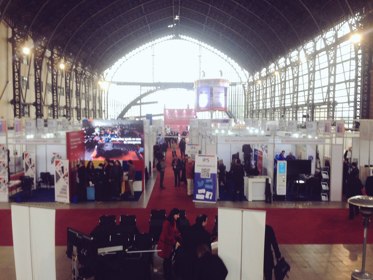 _HeyThink's tweet image. Hola a todos! Comenzó EIDD y estamos presente. #HeyThink