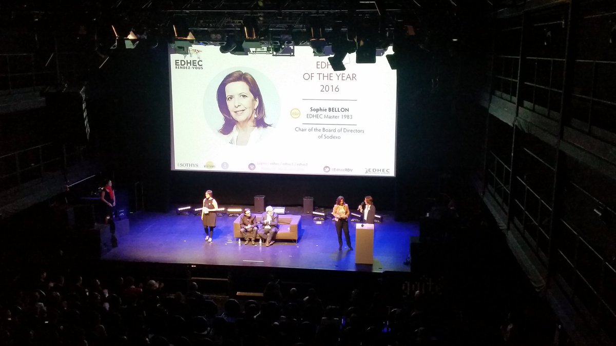 EdhecAlumni's tweet photo. Sophie Bellon, 1ère femme du CAC40, remporte le prix de l'EDHEC de l'année! Félicitations ! #EdhecRDV @SodexoGroup https://t.co/HLK9hos9ox