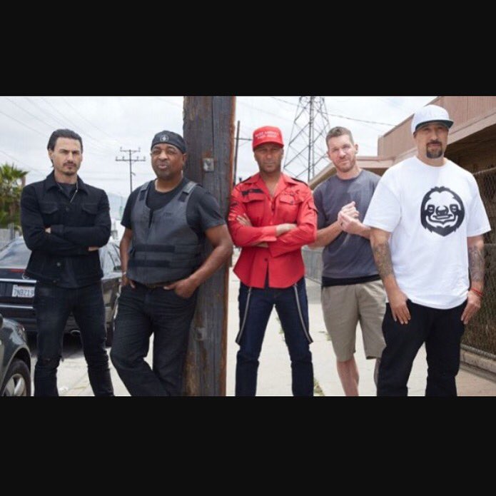 Hollywood Palladium SOLD OUT in 56 minutes. Thanks LA! Tomm night we #MakeAmericaRageAgain <a href="/prophetsofrage/">Prophets of Rage</a>