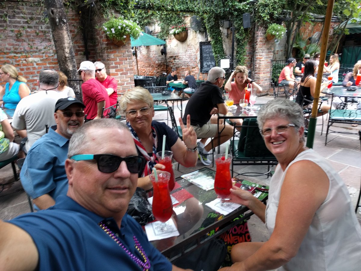 dave2wave's tweet image. #hurricanes @PatOBriensBar #NOLA YUM!