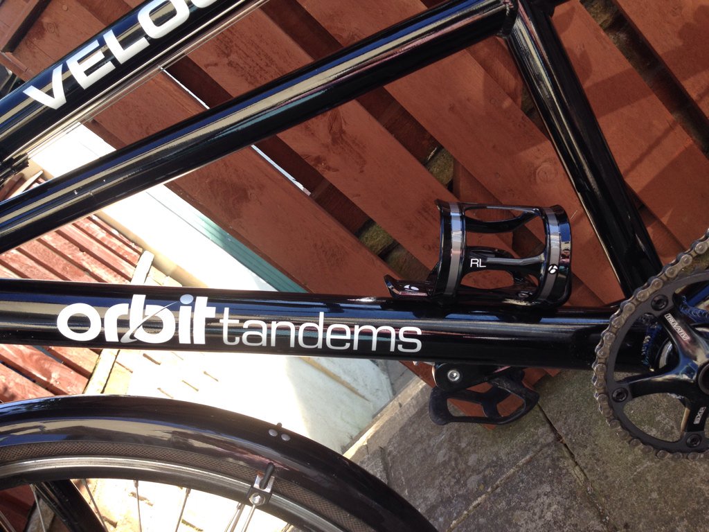 Rcrowther1's tweet photo. New saddles &amp; cages fitted thx to @ChevinCyclesLTD 2 tandem saving 455gr #marginalgains @trainergirl #12hourTT 😉 https://t.co/VXOJeGbAd7