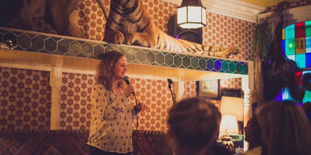 ComedyCirque's tweet photo. Loved @AnnieMcTweet - Photography by @VictorOPreda #ComedyCirque #comedy https://t.co/TM1uWM2nHz