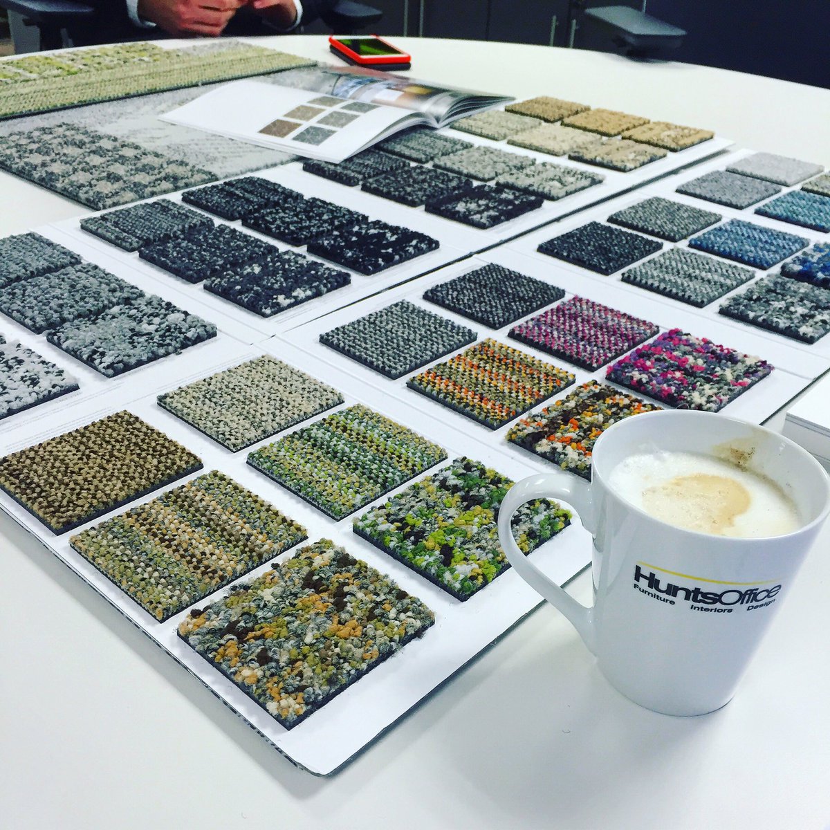 huntsoffice1's tweet image. Getting a closer look at the new #worldwoven from @InterfaceInc #huntsoffice #officeinteriors #officecarpets