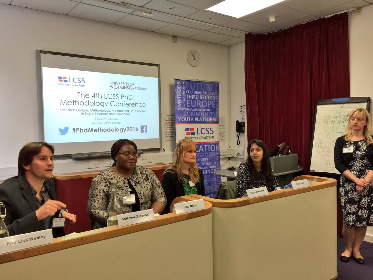 LCSSnetwork's tweet photo. Q&A sessions have started! Get your questions answered! #phdmethodology2016 @uw_wls https://t.co/JPv4tZMJk4