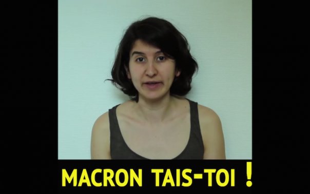 lesinrocks's tweet photo. “On aimerait bien que tu fermes ta gueule”: Macron interpellé par une jeune prof https://t.co/SVL84n9bMu https://t.co/vsYo58Qnc8