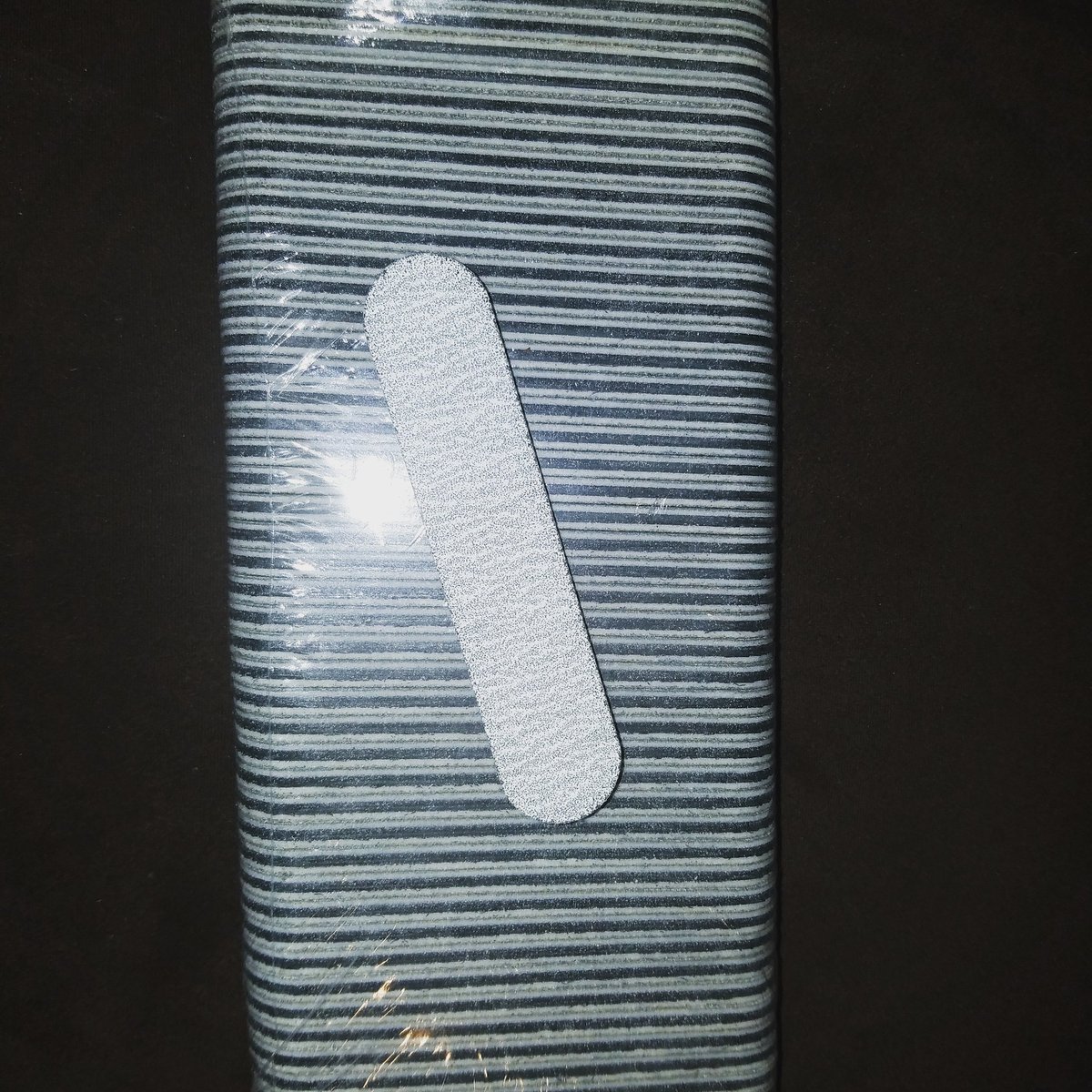 kharvx3's tweet photo. Loving my nail files thanks to @TomosonReviews 50 of these just for $1! #minigrayfiles https://t.co/CPoX0XnNVp https://t.co/nFD77IsImy