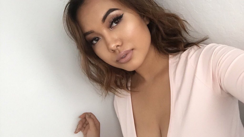 FinestBeauties's tweet photo. https://t.co/ZGtwR5Gp54