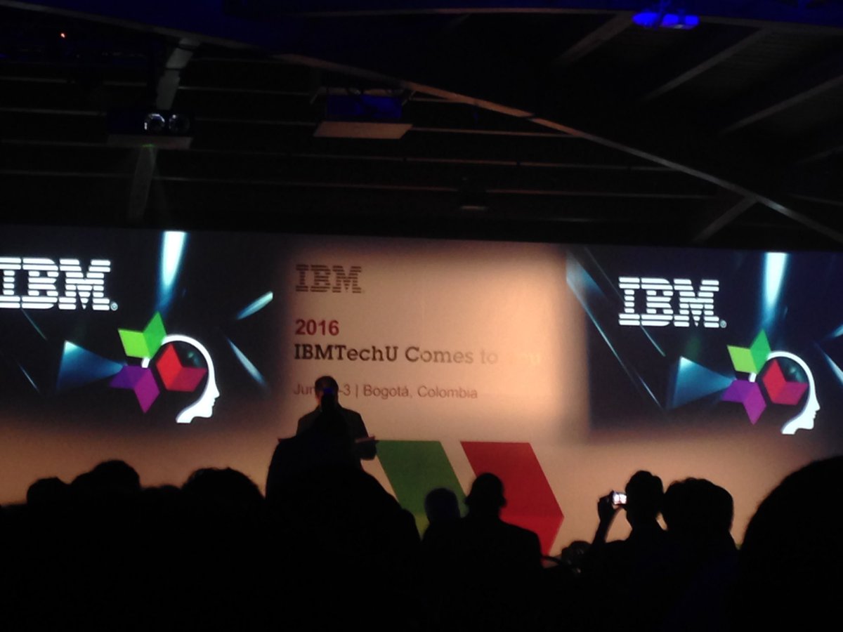 soniatarh's tweet photo. #ibmtechu16  Abre el evento https://t.co/k7SIQ5dbF7