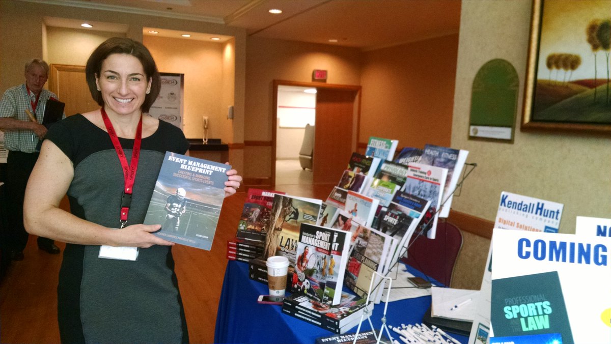 hiltont01's tweet photo. Please meet KH author Heather Lawrence at NASSM. @nassm_sportmgt @KendallHuntHE https://t.co/NSOL8QoA4F