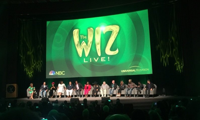 hollyrpeete's tweet photo. Still fanning out that I got to moderate #thewizlive panel last night! What an über talented collection of artists!💚 https://t.co/joKo6Qe0Ra