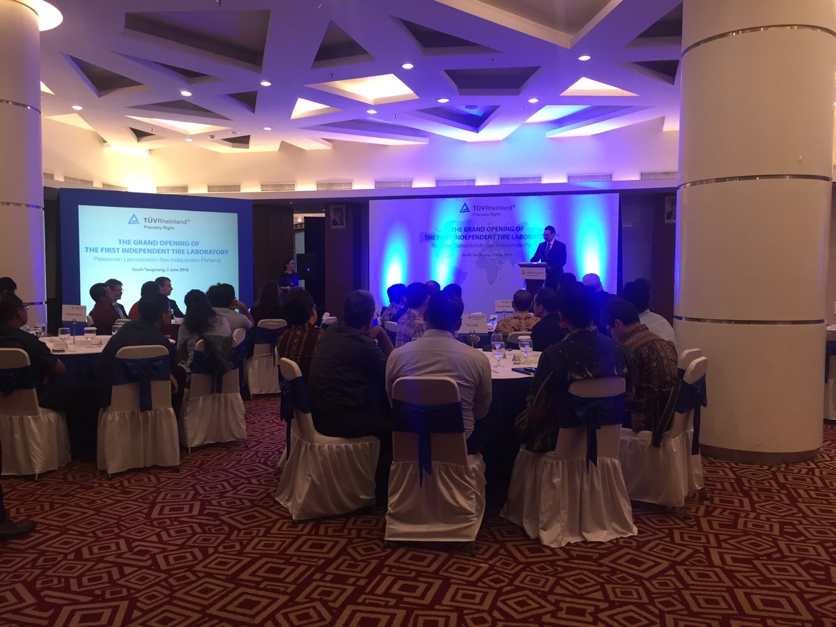 BLING✨ (@blingevent_id) on Twitter photo 