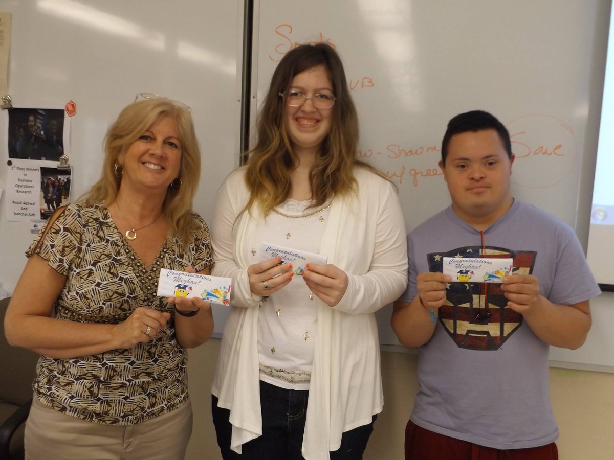 A new college graduate will be celebrating in style!!